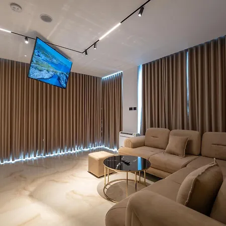 Luxury Angela וילה קסאמיל