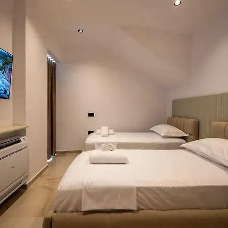 Luxury Angela Villa