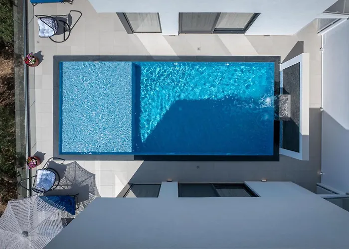 Luxury Angela Villa *